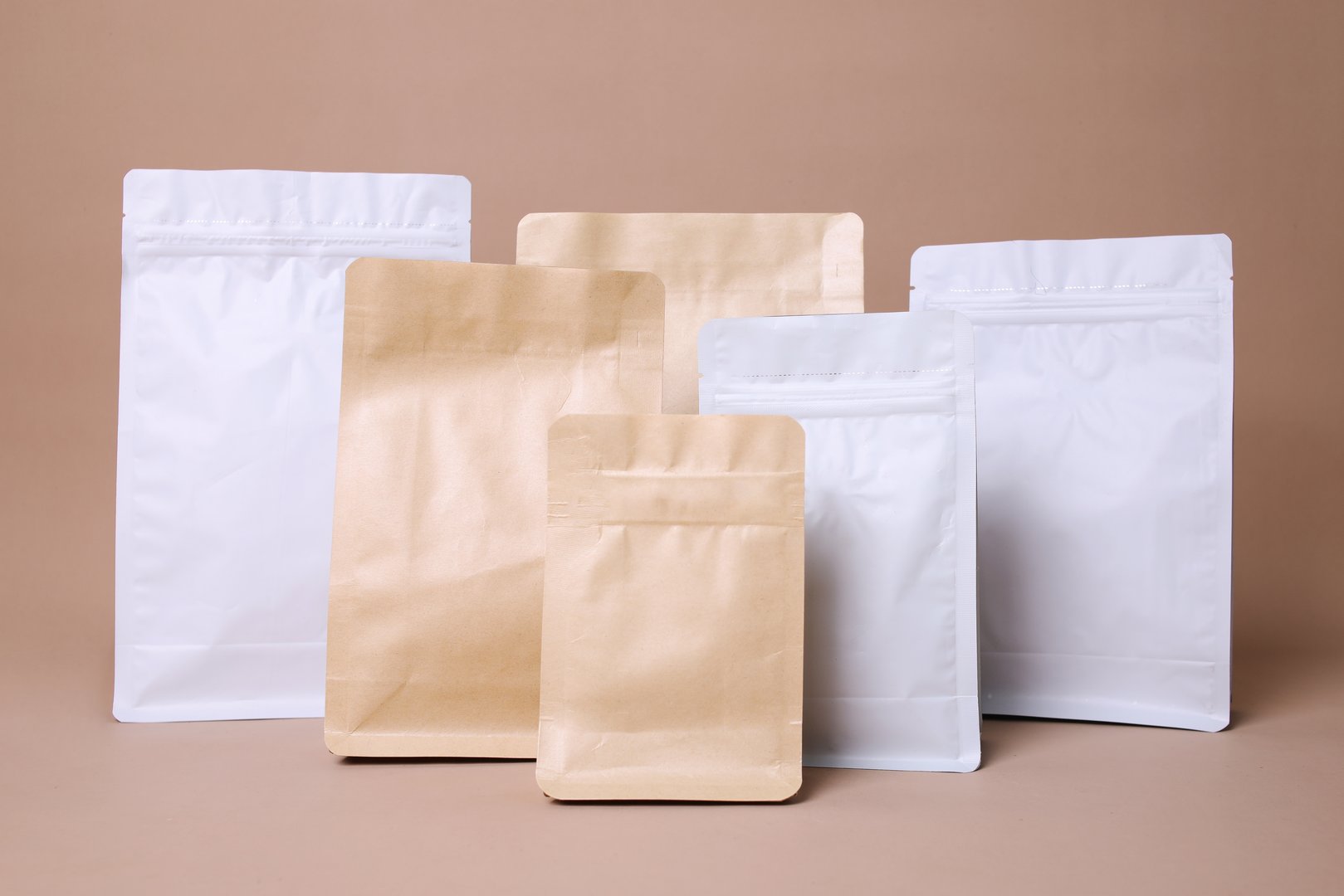 Reusable and Re-Sealable Zipper Storage Bag For Biodegradable Food Packaging